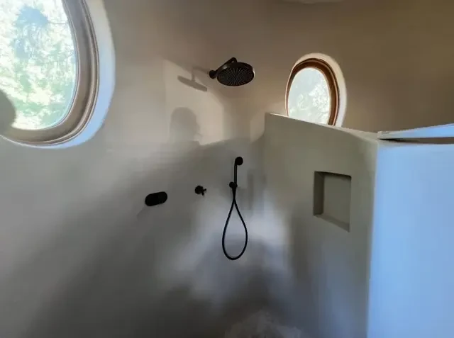 Microcement shower