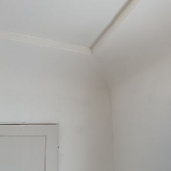 Interior plaster ceiling detail